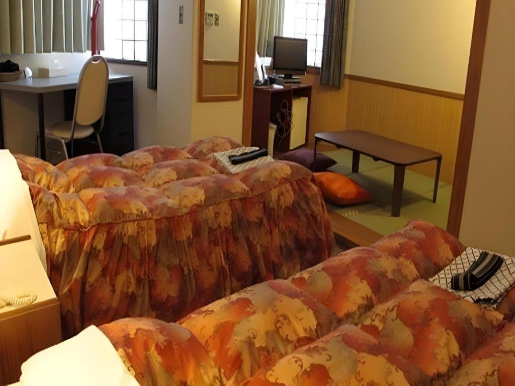 Mimatsu Hotel Мито Екстериор снимка